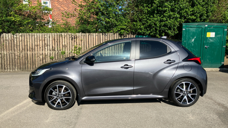 Toyota Yaris 1.5 Hybrid Dynamic 5dr CVT [City Pack] Hybrid Hatchback